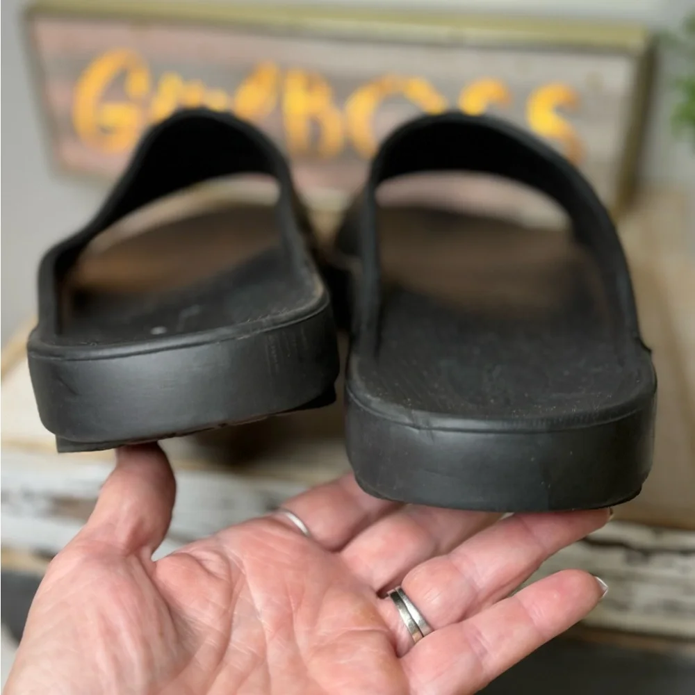 oofos unisex slides men's 10 women's 12